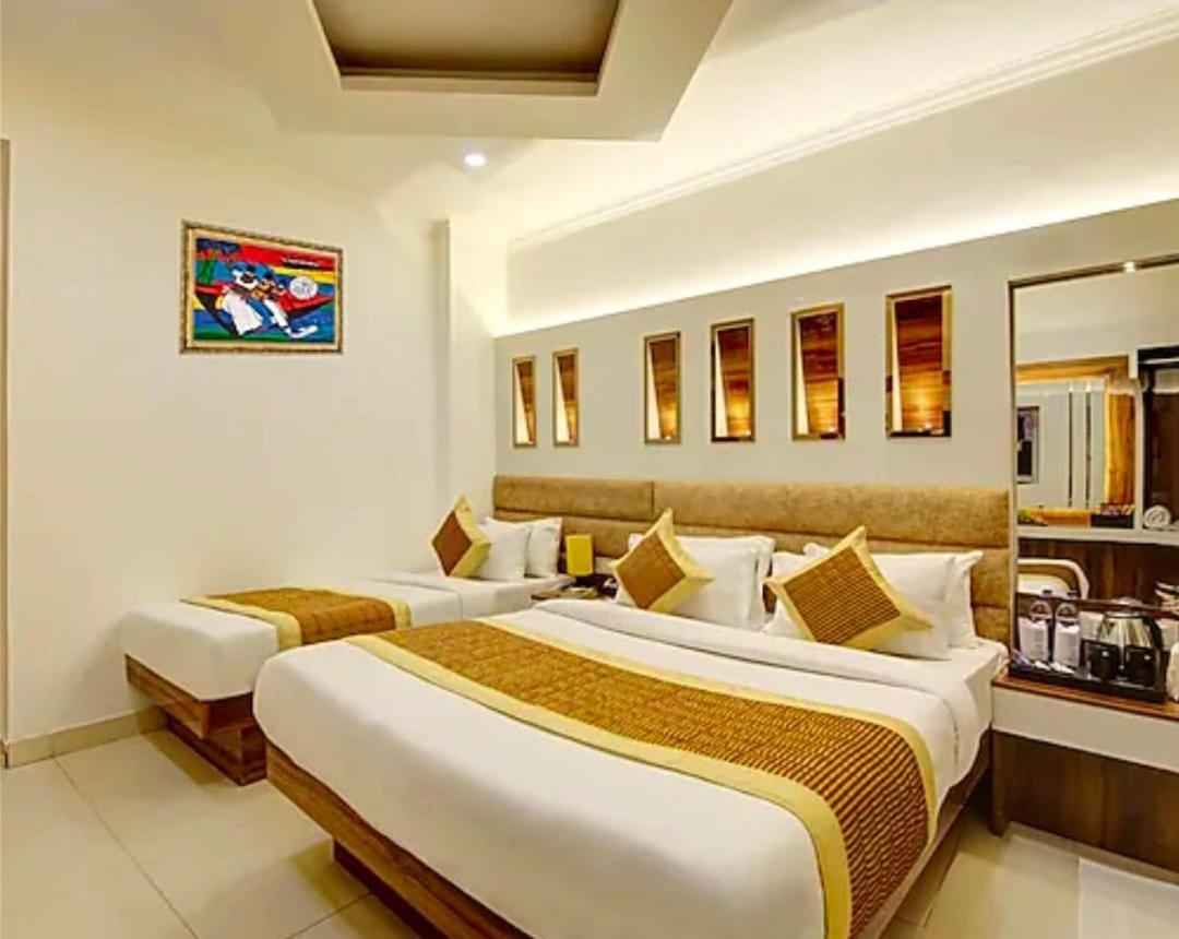 Radiant Hotel,Andheri East Terminal 1,2 — Photos 3
